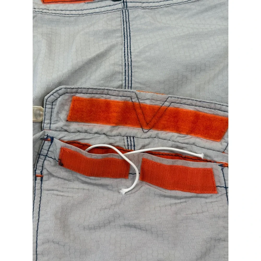 Billabong‎ Y2K Mens Board Shorts Size 32 Grey Orange Honeycomb Cargo M1096 Gas